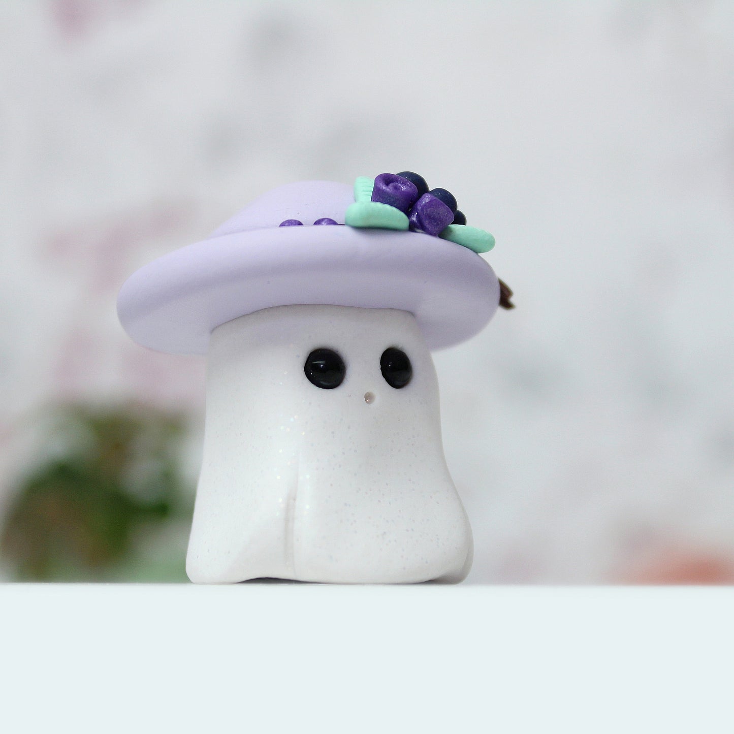 Deko Figur Geist weiß mit Hut
