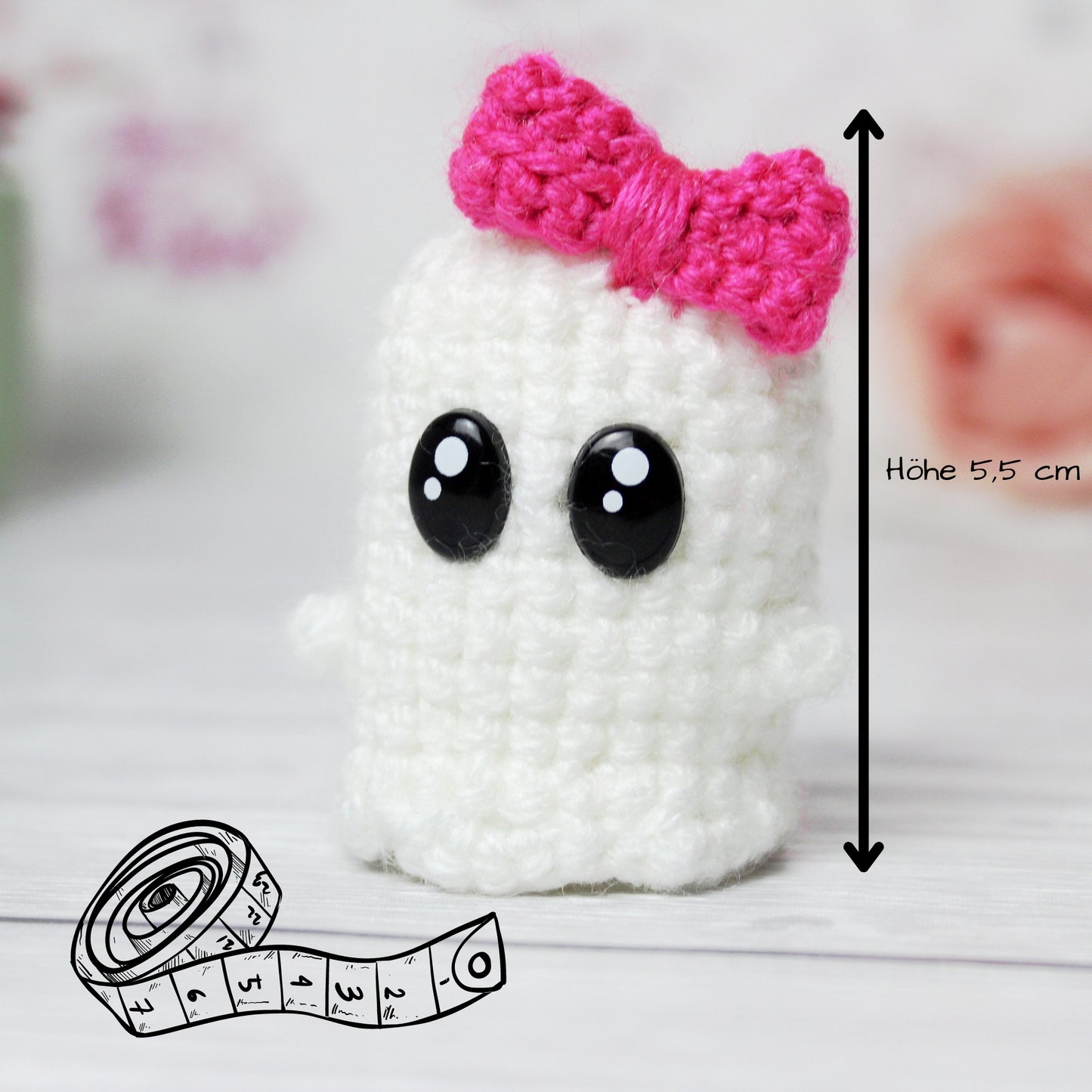 Amigurumi Geist mit pinker Schleife
